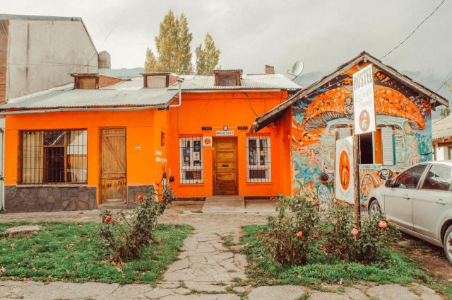 Hostel "La Casita Naranja"