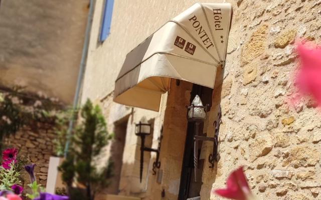 Hostellerie Maleville, logis hôtel Pontet