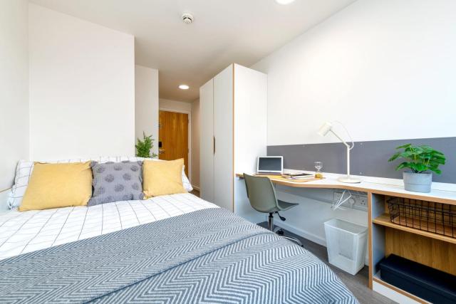 For Students Only Merlin Heights Leicester
