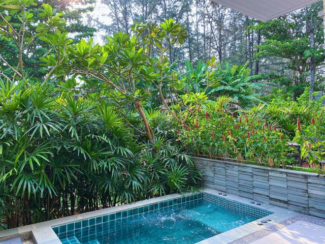 Beachfront 2br home with private plunge pool on stunning Naithon beach 3