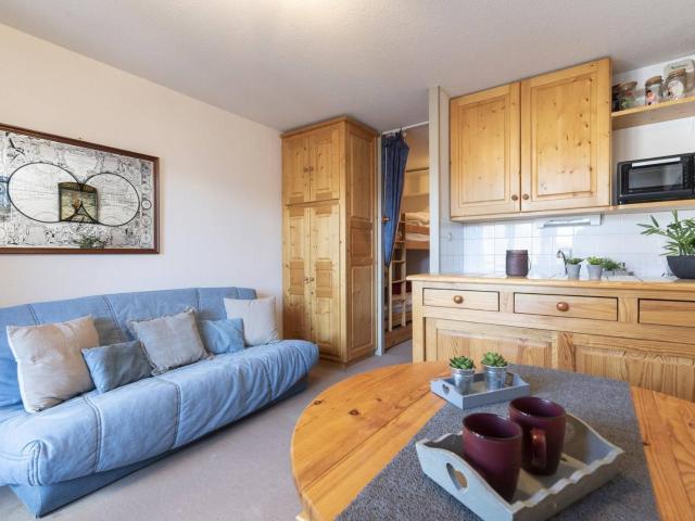 Studio 4 personnes avec balcon proche pistes de ski - FR-1-296-316