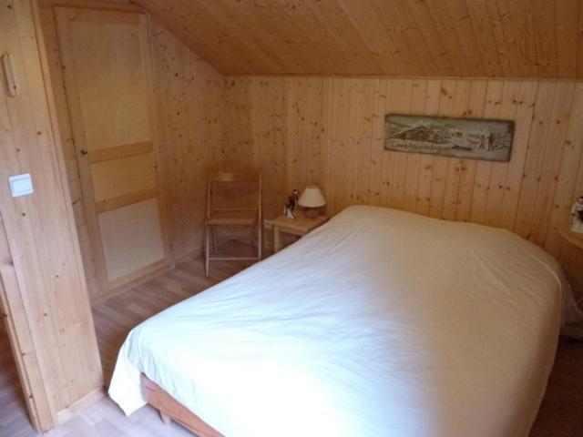 Chalet 3 étoiles avec grande terrasse dans un cadre verdoyant - FR-1-573-52