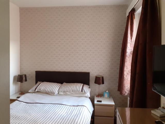 Brightwater family room for up to 3 people with shared facilities