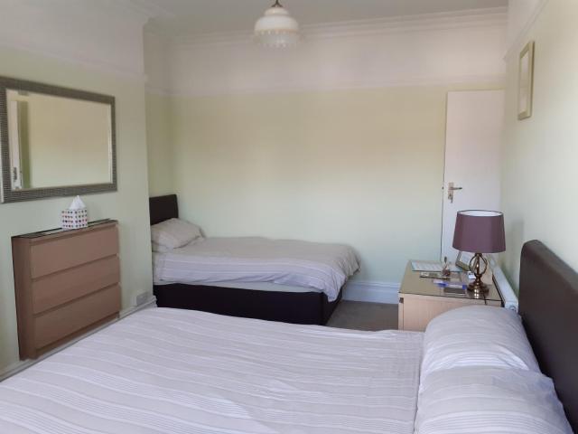 Brightwater family room for up to 3 people with shared facilities