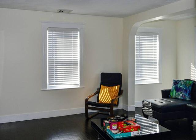 Modern Three Bedroom Condo - Boston