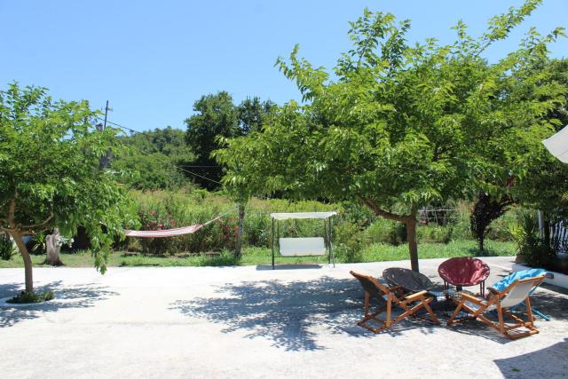Anastazia Paradise