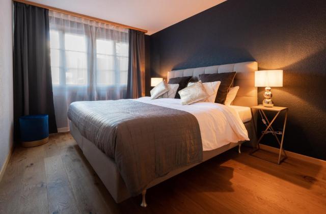 The Blue Ice Apartment - GRINDELHOMES