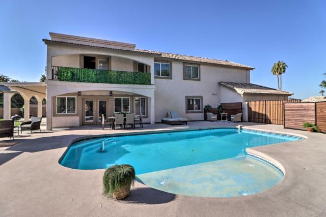 Lavish Family Escape w/ Game Room in Avondale!