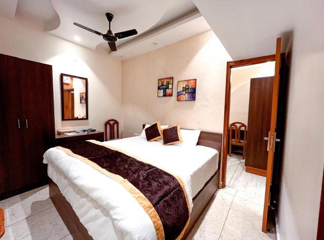 Hotel Joylife- Chotu Ram Chowk Rohtak Haryana