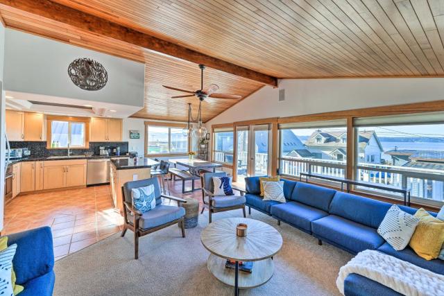 McKees Beach House w/ Ocean Views, Hot Tub!