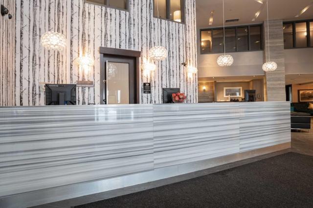 Sandman Signature Edmonton South Hotel