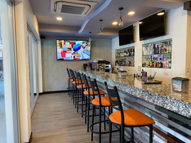 Hotel Cayuga