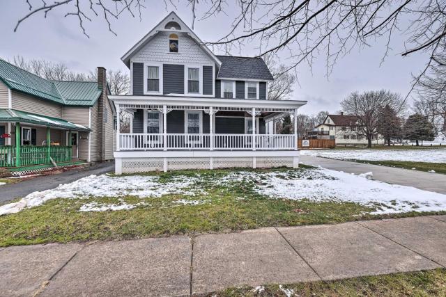 Walkable Sodus Point Retreat < 1 Mi to Lake