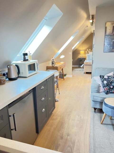 Entire Loft Space in quiet village near Roman City of Lincoln