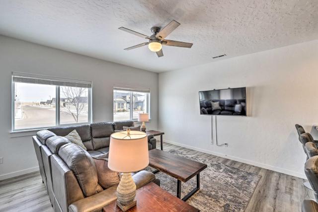 Nampa Townhome ~ 18 Mi to Downtown Boise!