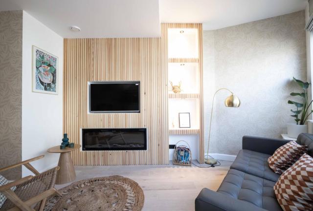Modern two bedroom apartment close to the beach