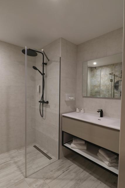 Threeland Hotel