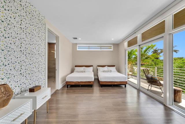 Your Dream Home in Coral Ridge