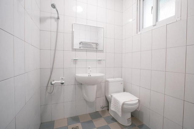 Starrywhale hostel