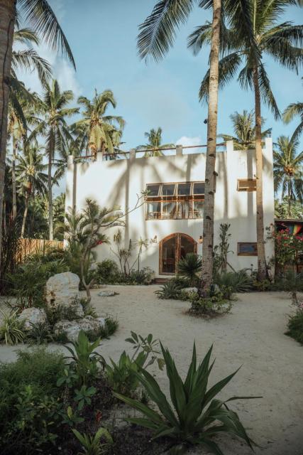 VedyA Hostel Siargao