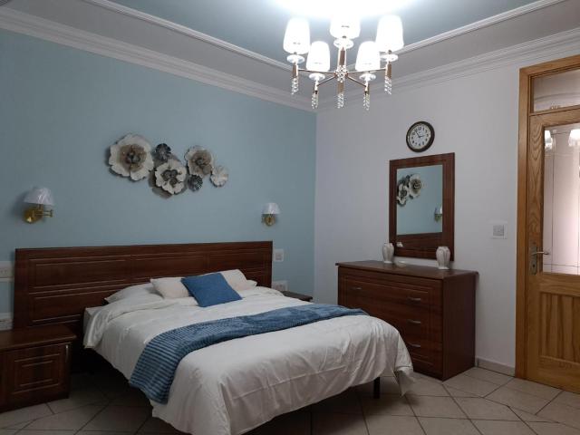 Seafront Apartment in St. Paul's Bay