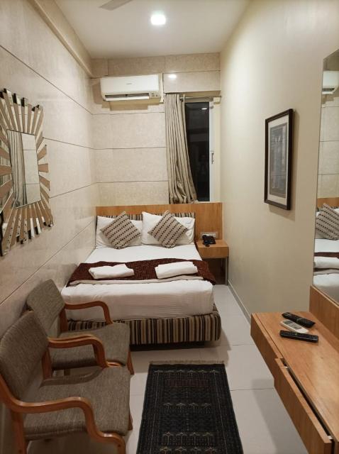 Bentley Hotel Marine Drive