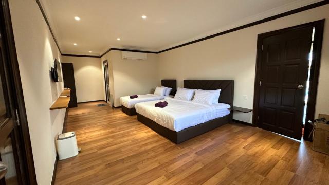 Adina Pool Villa ~ Cenang Langkawi (3B4R)