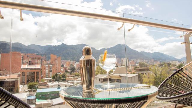 WH Nuevo piso, zona financiera, vista a la ciudad