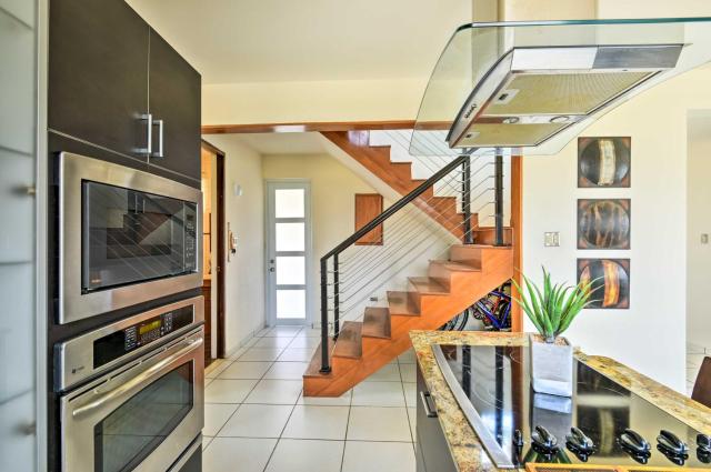 Oceanside Vega Baja Beach House Paradise w/ Views!