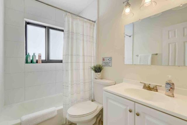 Modern & Beachy-Rlx space for 6ppl