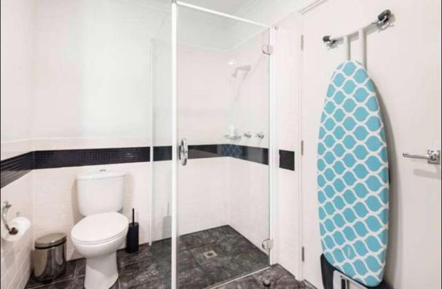 Heritage Hotel 1 Bedroom Apartment !
