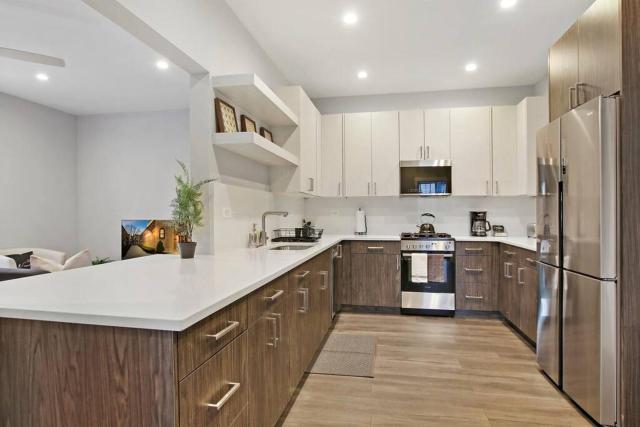3BR Beautifully Designed Apt close to Shops - Belmont A3