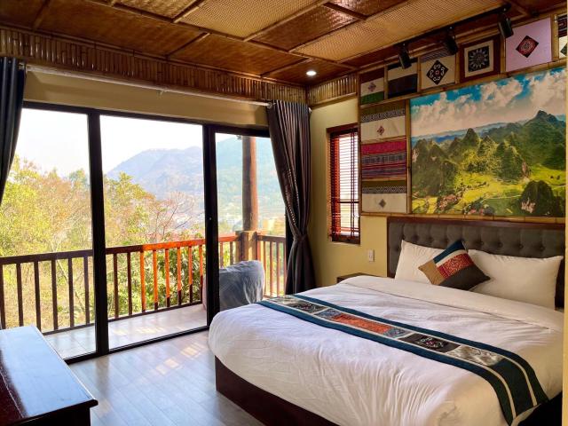 DONG VAN CLIFFSIDE HOUSE