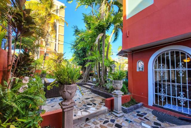 Luxurious San Juan Villa w/ Pool - Walk to Beach!