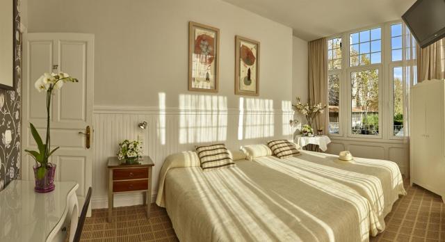 Hotel Atalaya- FREE PARKING GRATUITO