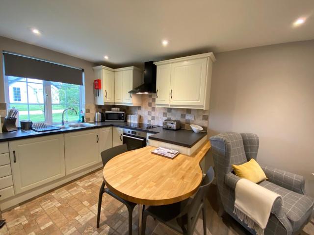 Sandpiper Leigh Cottages