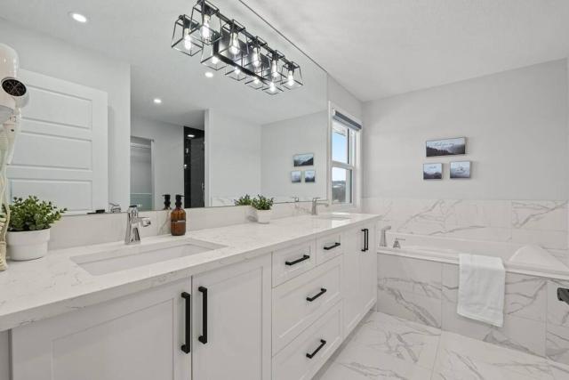 Luxury-4bed with AC-86"TV-BrandNew in Cranston, Calgary