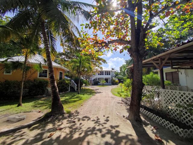 Cocotal Inn and Cabanas