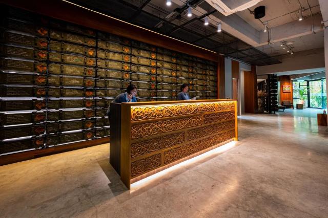 515 VICTORY Hotel