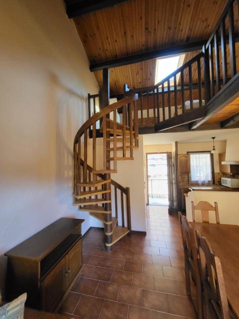 Chaleureux studio-mezzanine