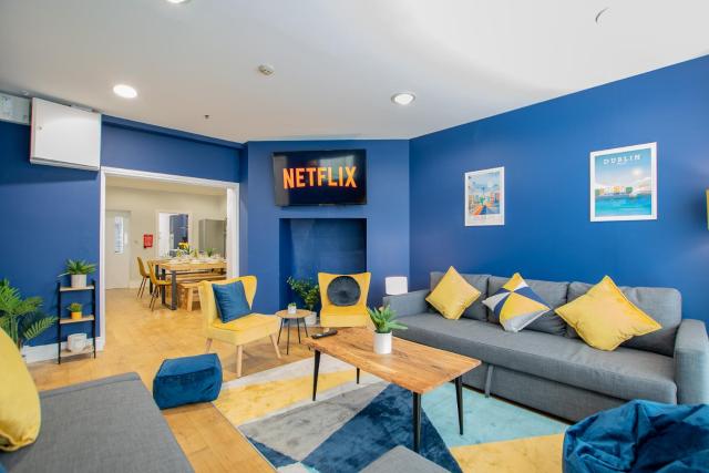 Large Group House -Temple Bar 2 Min