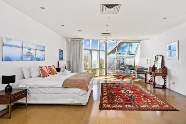 Swainson on Waymouth - Penthouse