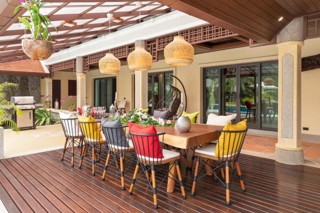 Villa Carlos, Luxury 7 BDR Private Pool Villa, Baan Bua Nai Harn, Phuket