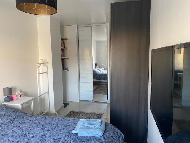 Appartement à 20 mètres de la plage avec balcon