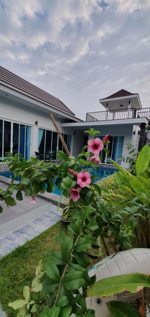 Aranya pool villa