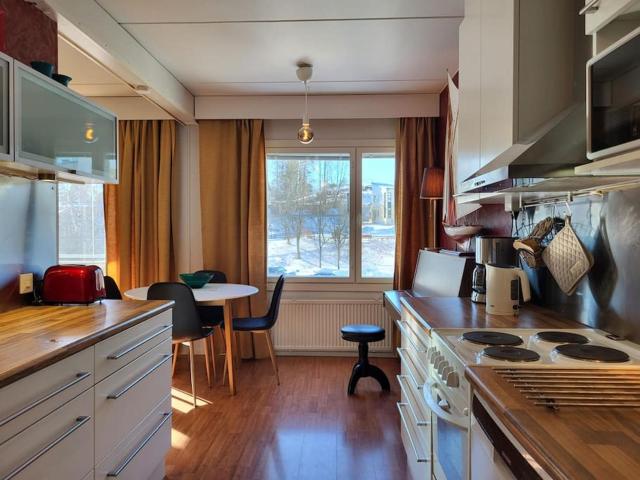Cosy two rooms apartment in Helsinki with free parking