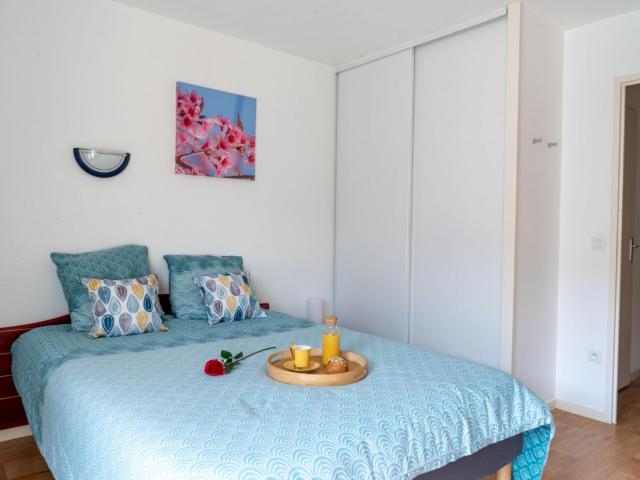 Apartment Le Hameau du Golf-1 by Interhome