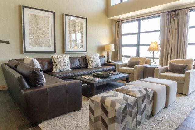 Three Bedroom Penthouse at the base of Canyons