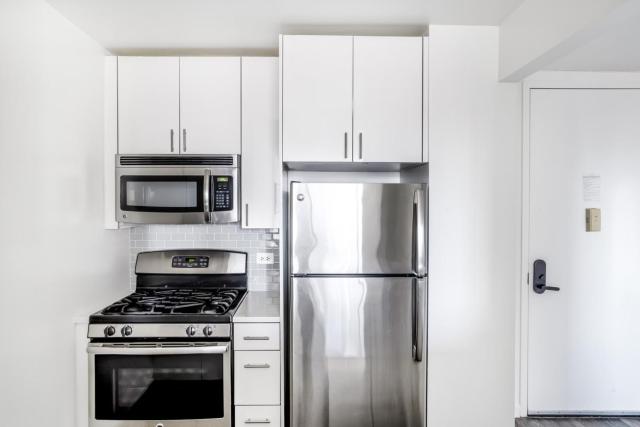 Midtown West 2br w doorman gym wd nr Times Sq NYC-1067