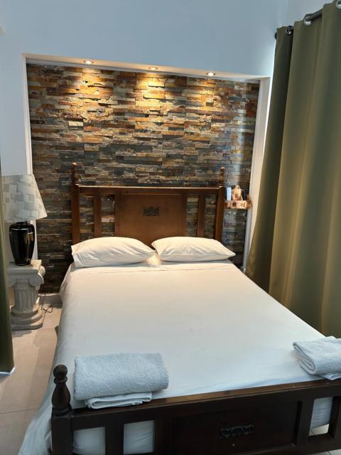 Kipros Accommodation